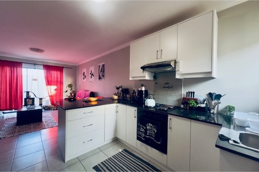 2 Bedroom Property for Sale in Zonnendal Western Cape